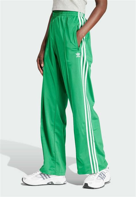 adidas grün jogginghose|adidas Firebird Loose Trainingshose .